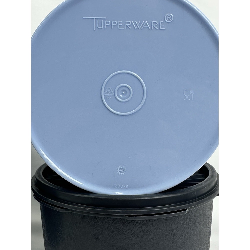 Tupperware Servalier Stacking Canister Set of 4 Different Color Blues Kitchen - Picture 4 of 9